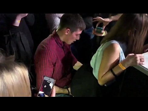 ❤️ Настоящий секс в русском ночном клубе. 18-летняя русская девушка в анал и влагалище трахается в ночном клубе ️❌ Просто порно на порно сайте hqpornvideos.ru ❌❤